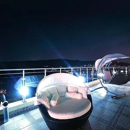 Panorama Imperial Penthouses & Maisonettes * Μπαλτσίκ